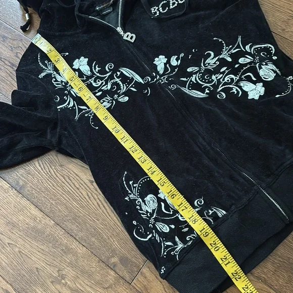 BCBG Y2K black velvet zip up hoodie rhinestone embellished size Medium birds - Picture 6 of 11